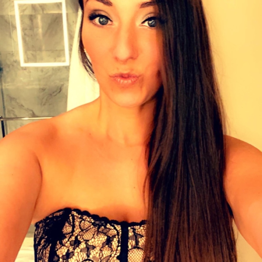 Meet your Posher, Natasha
